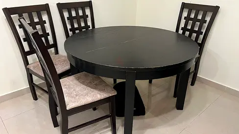 Extendable Dining table and 4 chairs (wooden)
