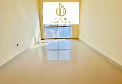 INCREDIBLE DEAL ! PARKING FREE ! JYM POOL FREE! AVAILABLE ALL MODERN AMENITIES!