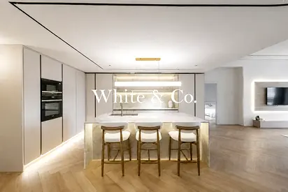 Stunning Renovation | Huge Terrace | VOT