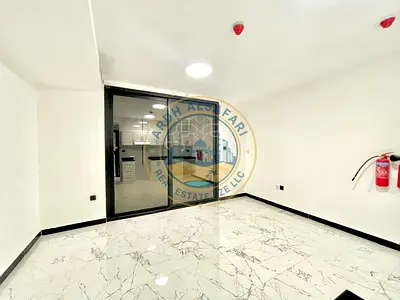 No deposit cash studio with balcony near to school