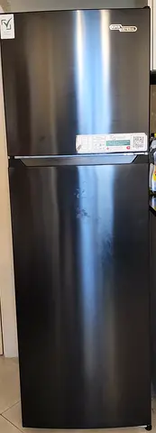 Super General Refrigerator (SGR131E) - UNDER WARRANTY - Immediate Fire Sale!