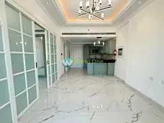 On Leisure Deck | Bright & Airy | Fitted Kitchen