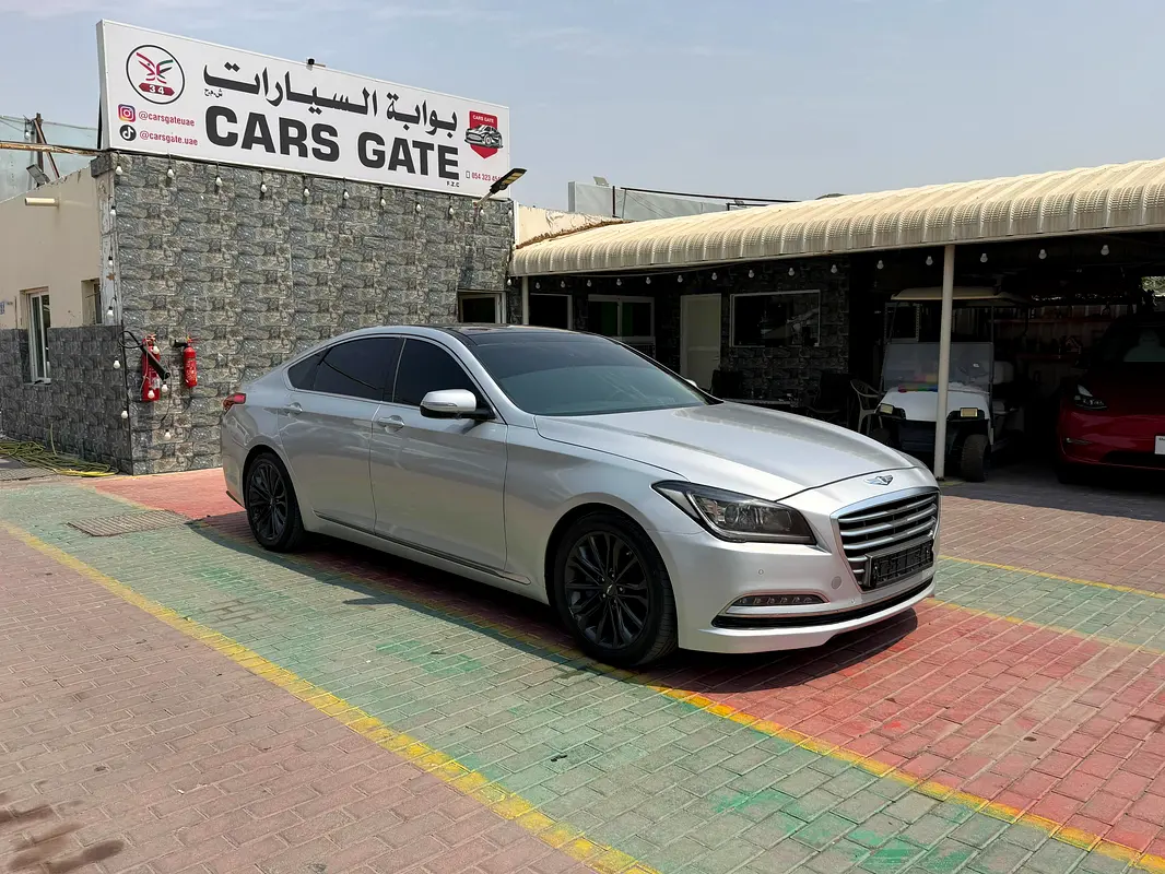 Genesis G80 2015 — photo 1 of 13