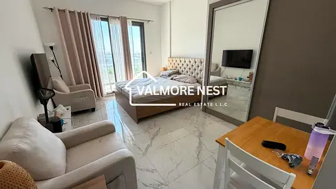 Fully furnished studio I Open View I Prime spot