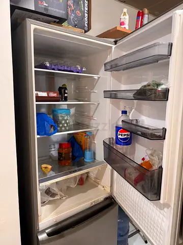 FRIDGE FOR SALE