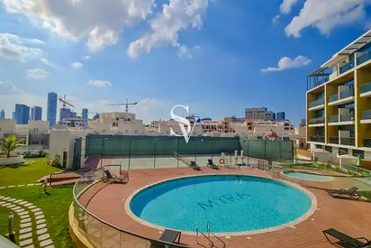 Chiller Free | Near Mall | Spacious | Near Exit