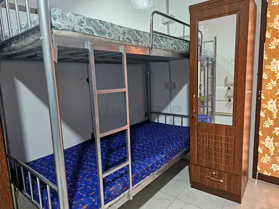 BED SPACE AVAILABLE NEAR BURJUMAN