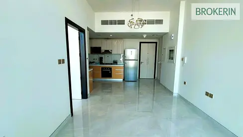 CITY SKYLINE VIEW | BRIGHT MODERN LIVING | CALL US
