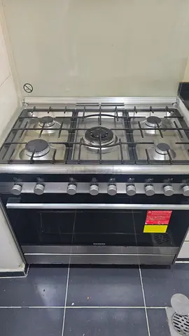 Siemens Gas Cooker 90x60cm Made in Italy latest model
