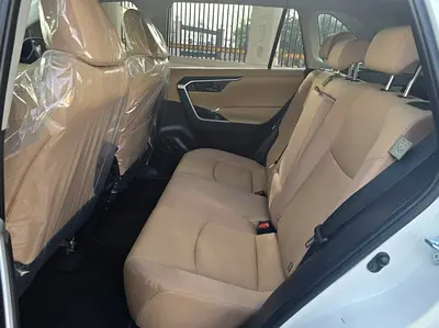 صورة 13 لـ 2021 Toyota RAV 4