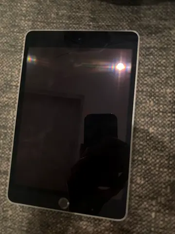iPad mini black good working condition