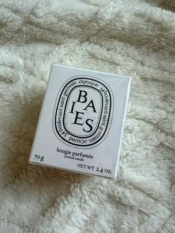 Diptyque Baies Scented Candle 70g (new in box)