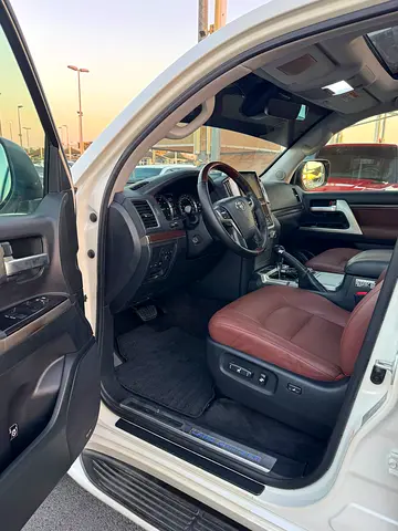 2016 Toyota LAND CRUISER — фото 18