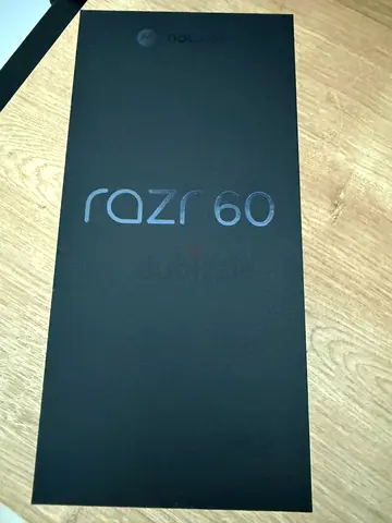 Motorola Razr 60 Giblartar Sea blue — Unopened Razr packaging