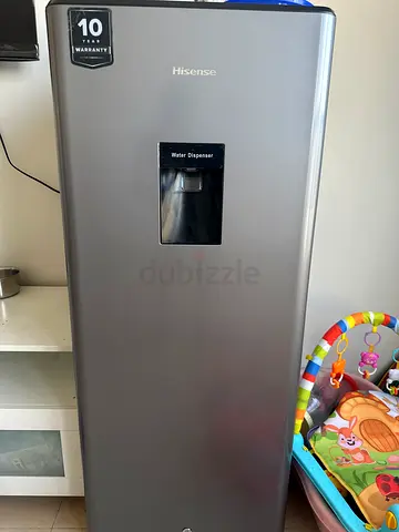 Hisense single-door refrigerator with water dispenser - good condition
