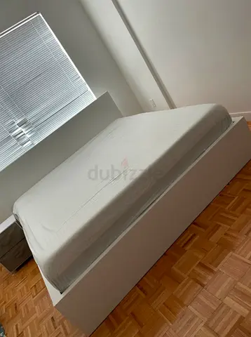 Malam queen size bed 160/200cm bed with 2 storage drawers underneath and Ikea mattress is available