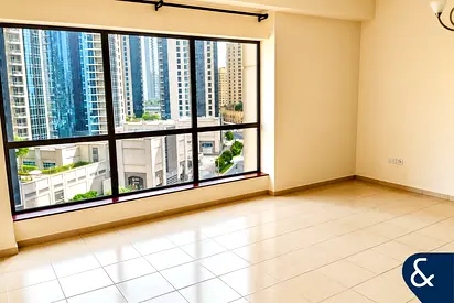 Marina Views | Low Floor | 3 Bedrooms