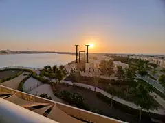 Gateway 1 | 1 Bedroom Apartment | Huge Balcony | Water View