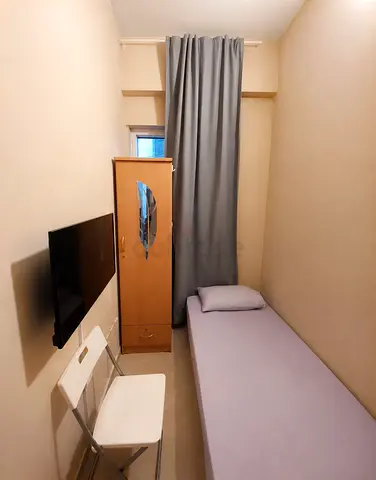 Partition for rent in tecom / Deema residence/ single person