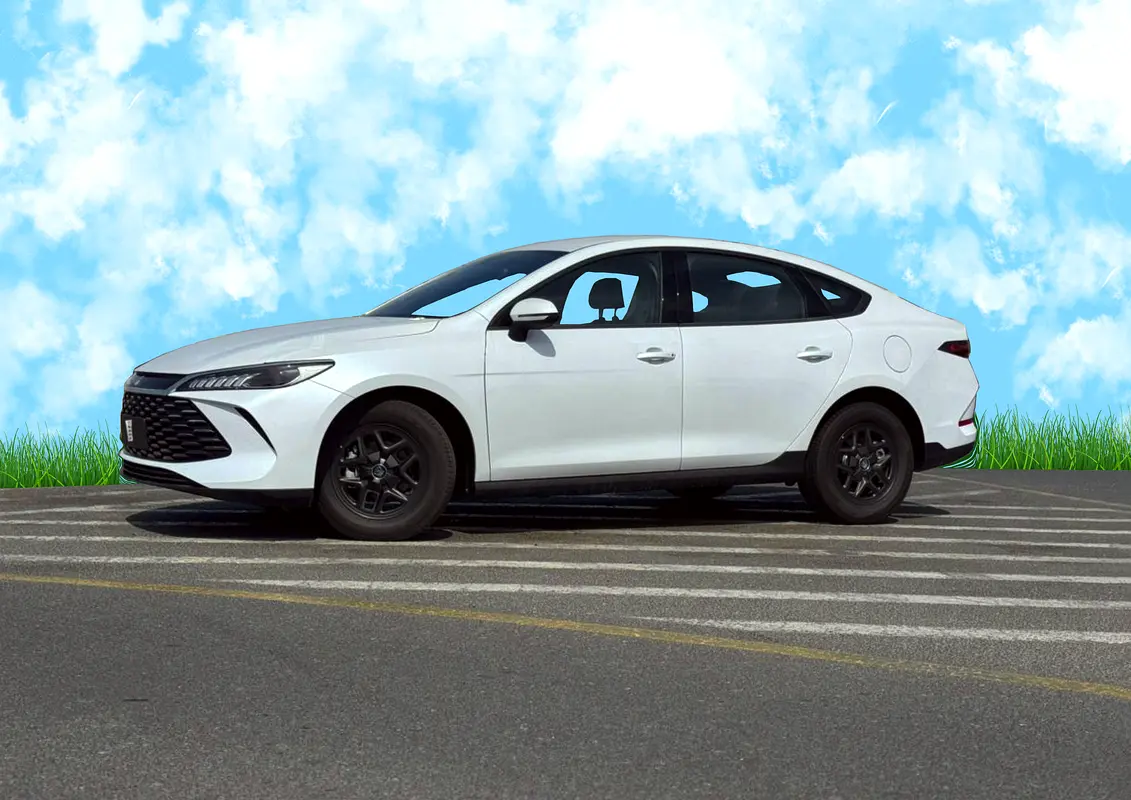 BYD Qin 2025 — photo 1 of 19