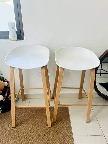 2 x Bar stools