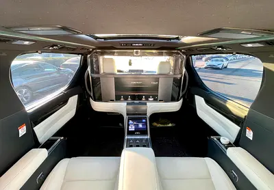 صورة 7 لـ 2021 Lexus LM-SERIES