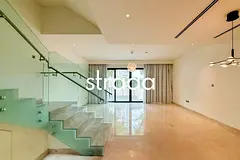 Available 1st July | Unfurnished | Close to School