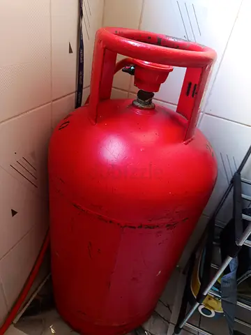 Gas cylinder