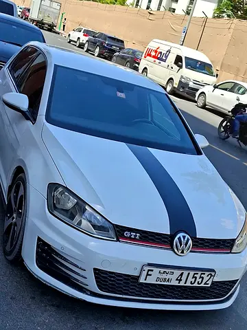 صورة مصغرة 2 لـ 2014 Volkswagen GOLF GTI