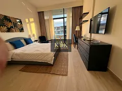 Cozy Studio | Prime Location | Designer Furnished