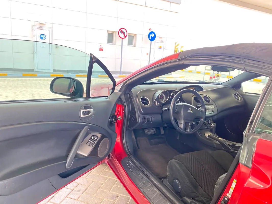 Mitsubishi Eclipse 2008 — photo 1 of 16