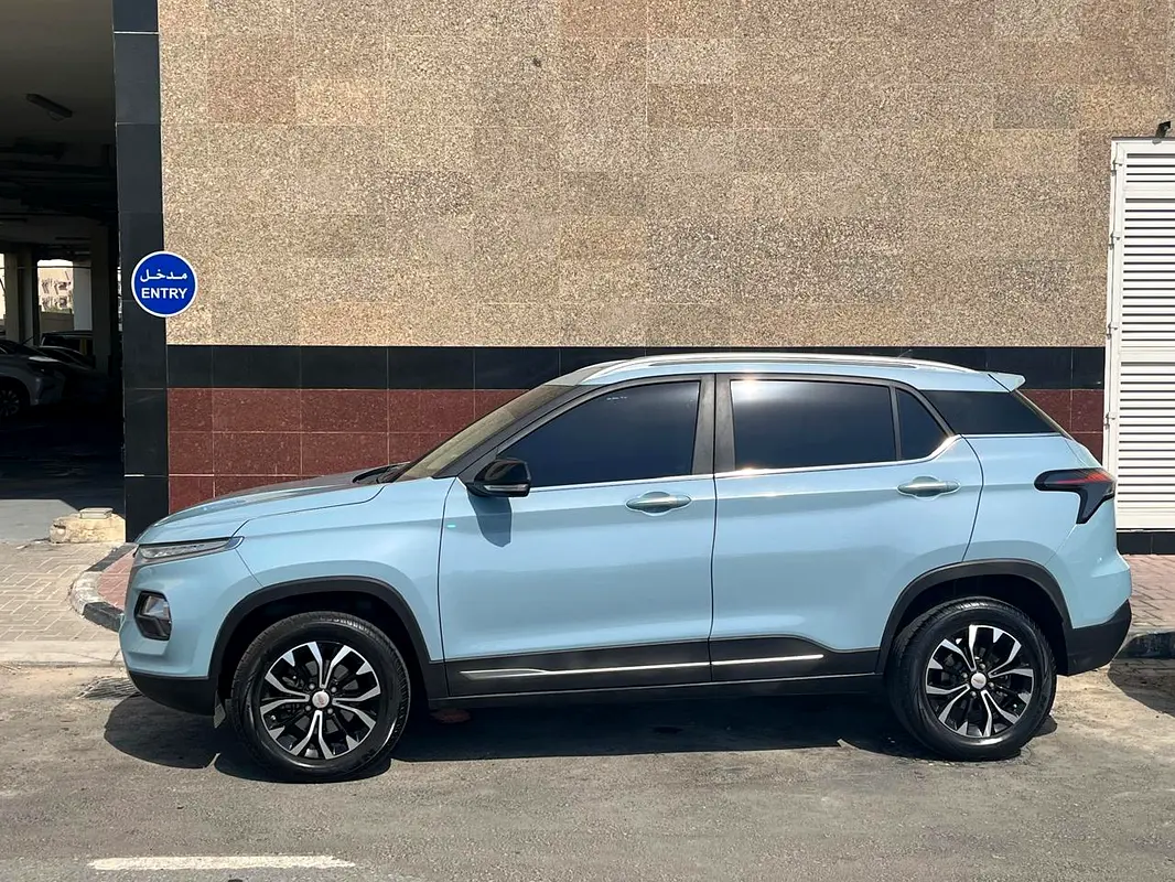 Chevrolet Groove 2022 — photo 1 of 7