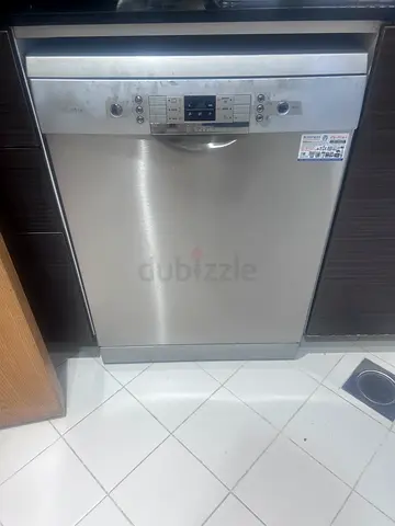 German made Bosch -Dishwasher - needs minimal repair - throw away price