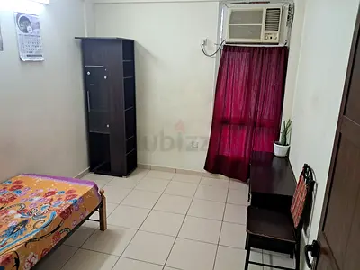 Room Available Near Metro for Single Decent Executive.
