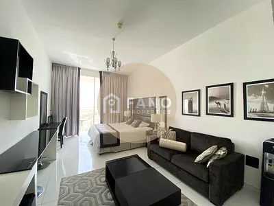 Stylish Fully Furnished with Modern Open Kitchen