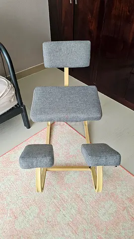 Kneeling Chair with Metal Frame