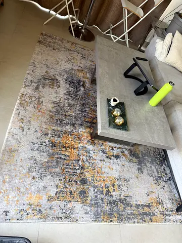 Modern multicolor rectangular rug (used, good condition)