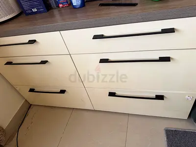 Dressing table with mirror to sell