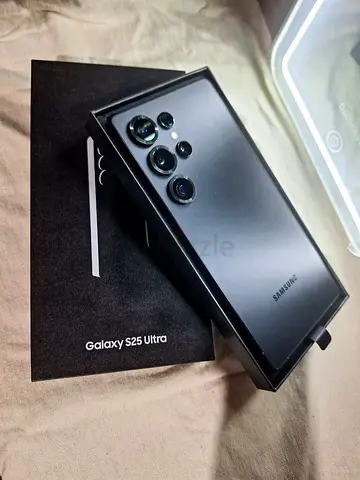 SAMSUNG S25 ULTRA SMART PHONE