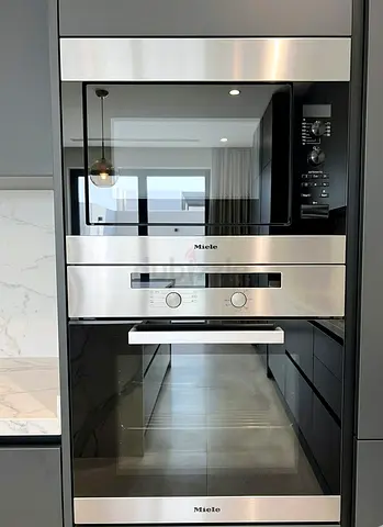 Miele Built-In Oven  Microwave Set – Excellent Condition, Premium German Kitchen Appliances