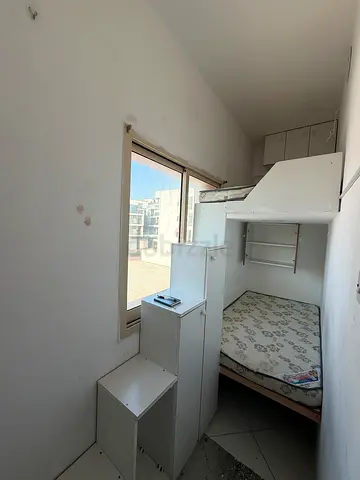 Partition available in burjuman exit -4