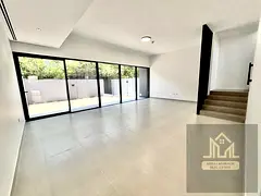 Offer Levish 3BR Specious Townhouse Modern Design with all Amenities Gated Community