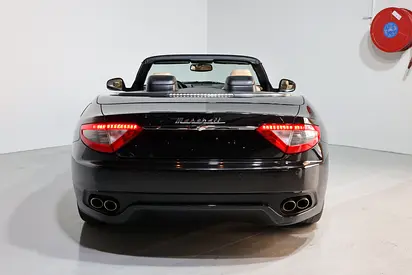 صورة 9 لـ 2015 Maserati GRANCABRIO