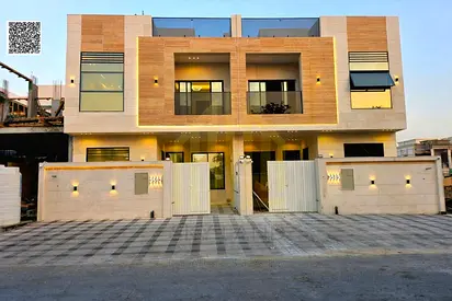 Two floors and a rooftop - directly from the owner - registration fees included