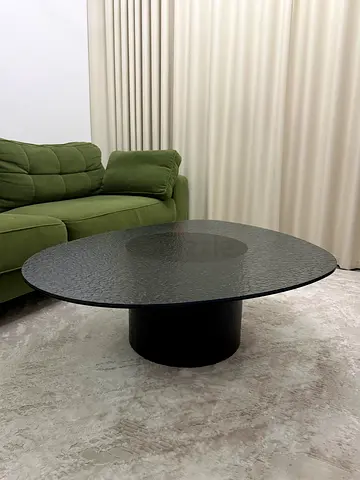 Modern Black Round Coffee Table with Pedestal Base