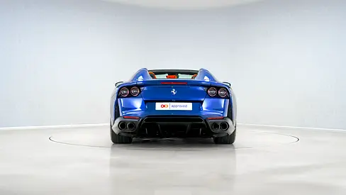 2021 Ferrari 812 GTS — фото 9