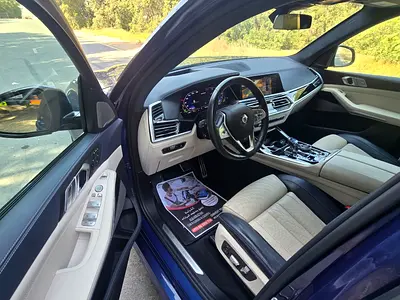 صورة 15 لـ 2021 BMW Alpina XB7
