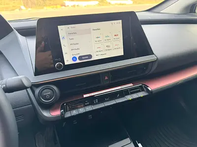 2025 Toyota PRIUS 照片 11