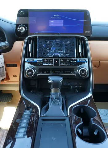 صورة مصغرة 20 لـ 2026 Lexus LX-SERIES
