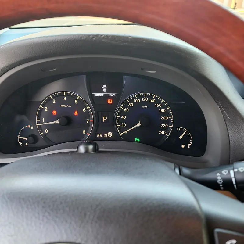 Lexus RX-Series 2011 — photo 1 of 16